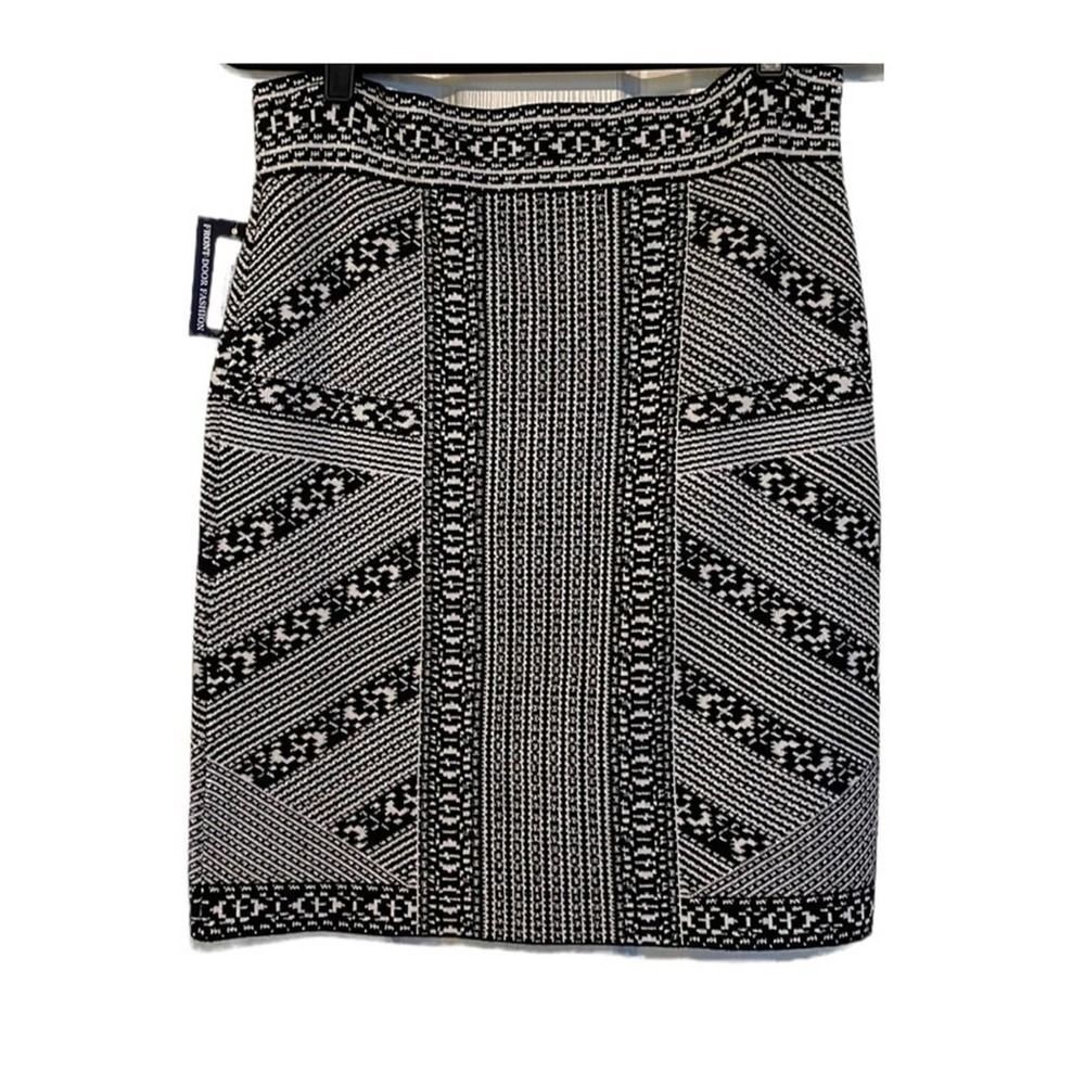 20. Bishop + Young | Printed knit skirt with elastic waist.